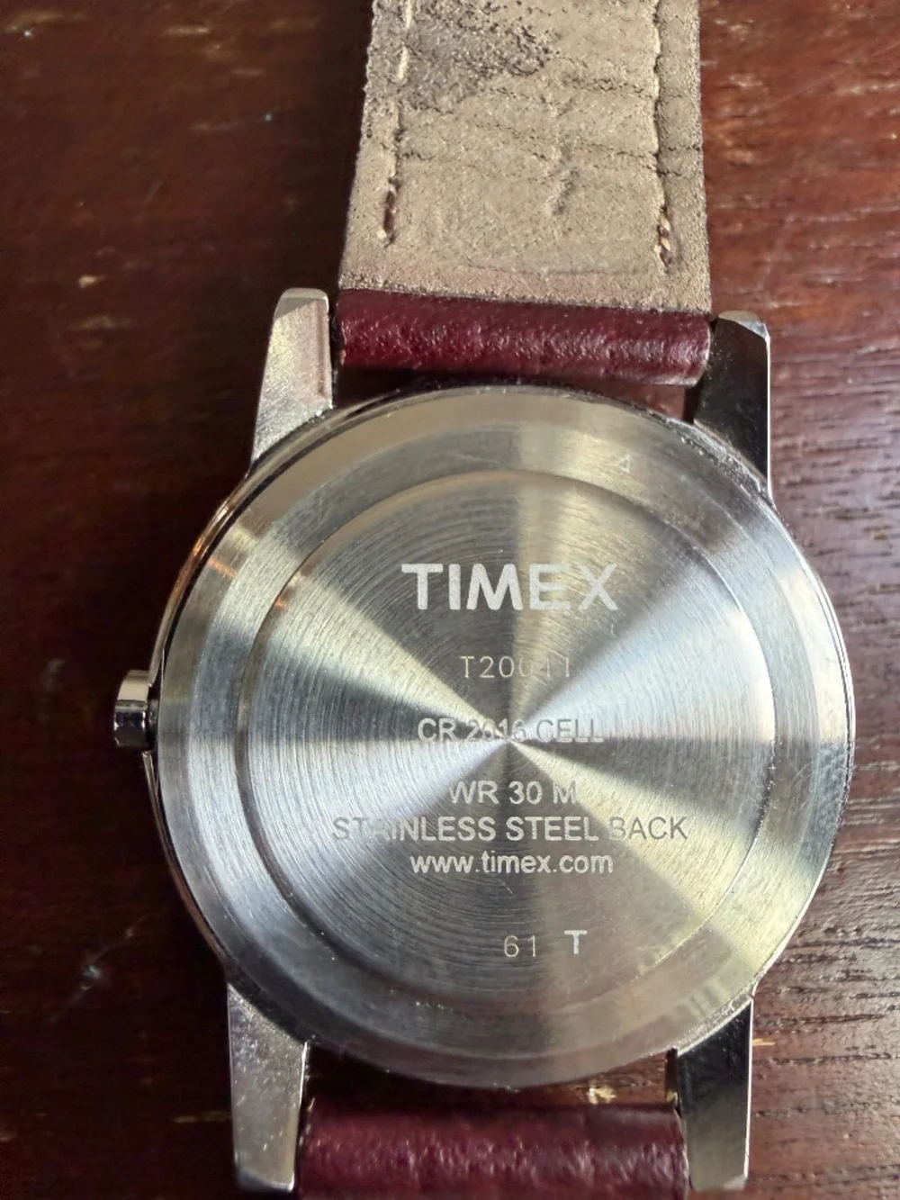 Timex T2004i analog watch with leather strap